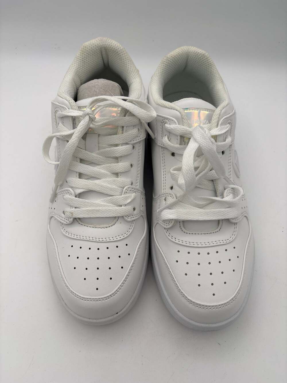 Womens Airwalk White Platform Sneakers Size 7.5 With Holographic Accents